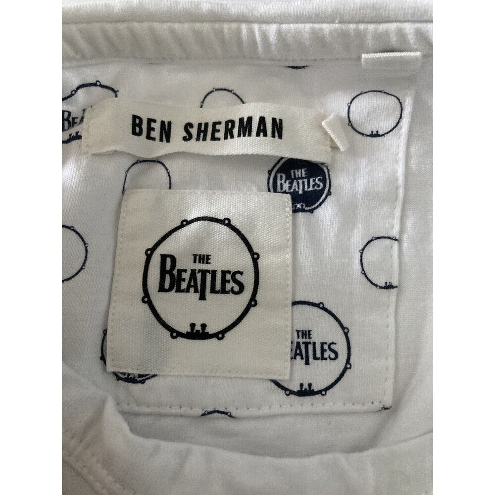 The Beatles Logo Shirt by Ben Sherman Size Large White T-Shirt